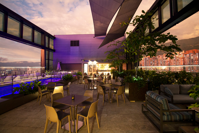 Food & Drinks 5, Estelar Square Medellin, Medellín