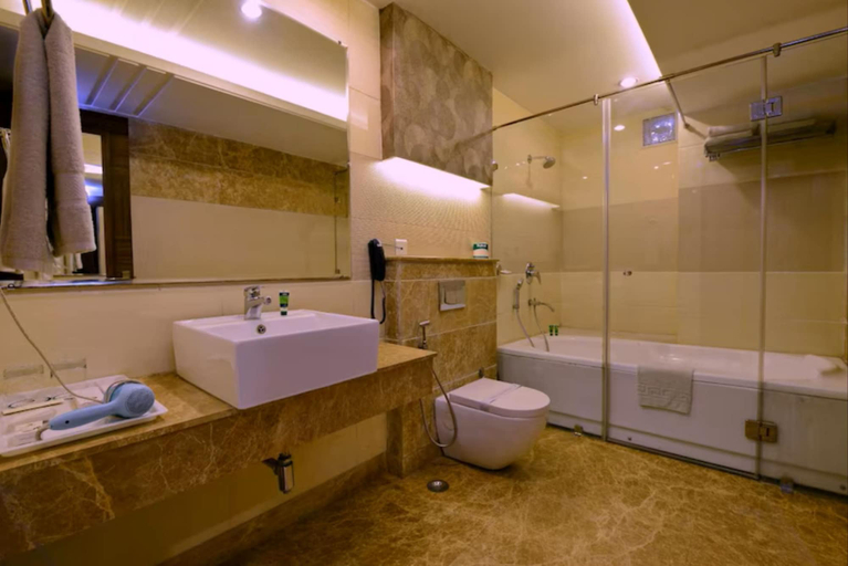 Bathroom 2, The Sea Valley Azure Gurugram, Gurgaon