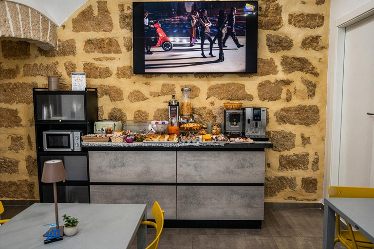Food & Drinks 5, Dana Rooms, Trapani