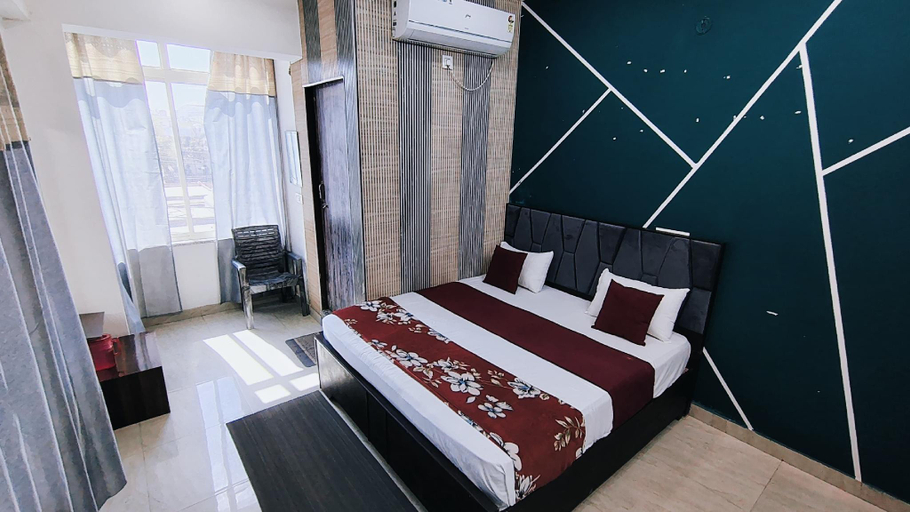 Bedroom 3, Hotel Shri Gopala Dham, Mathura