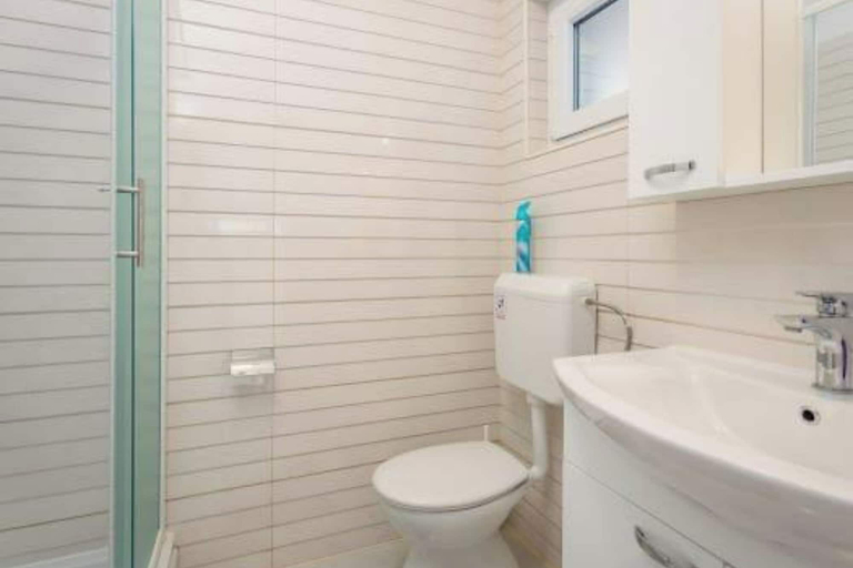 Bathroom, Apartment Alice close to Pula centre, Pula