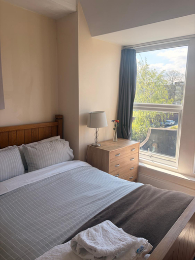 Bedroom 2, The Avenue, Newcastle upon Tyne