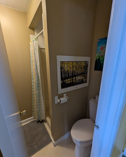 Bathroom 4, Inn the Clouds Hostel & Inn, Lake