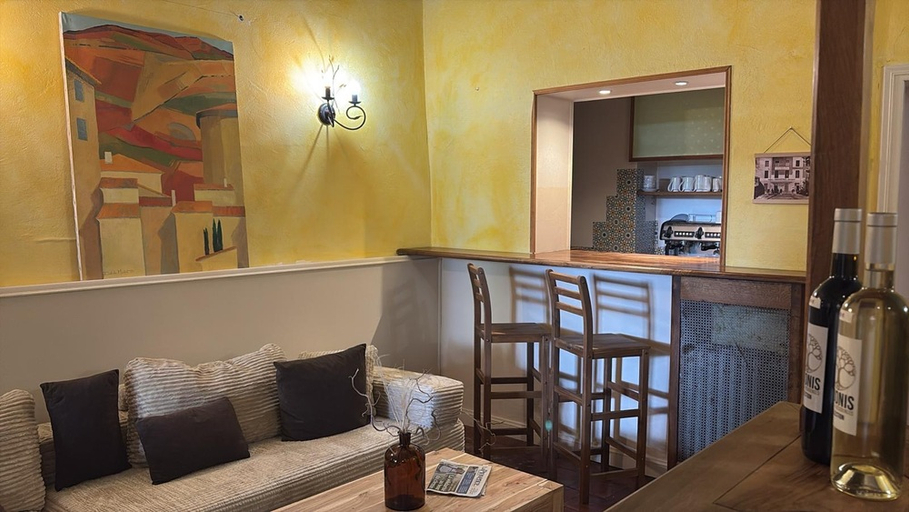 Public Area 2, Hôtel de Provence, Alpes-de-Haute-Provence