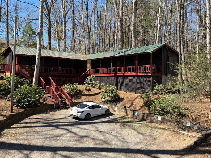 5, Wildrest Hotel, Haywood