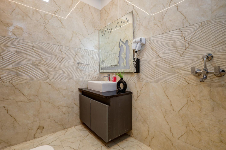Bathroom 4, Hotel Priyaj, Jaipur