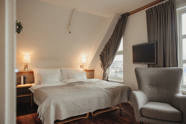 Bedroom 3, Home Hotel With, Tromsø
