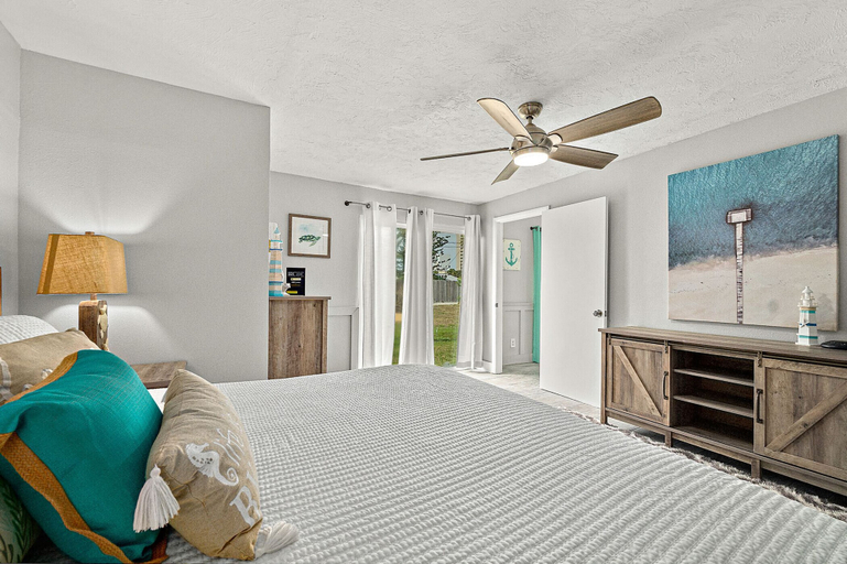Interior 2, The Blue Anchor-walk to Beach, Volusia