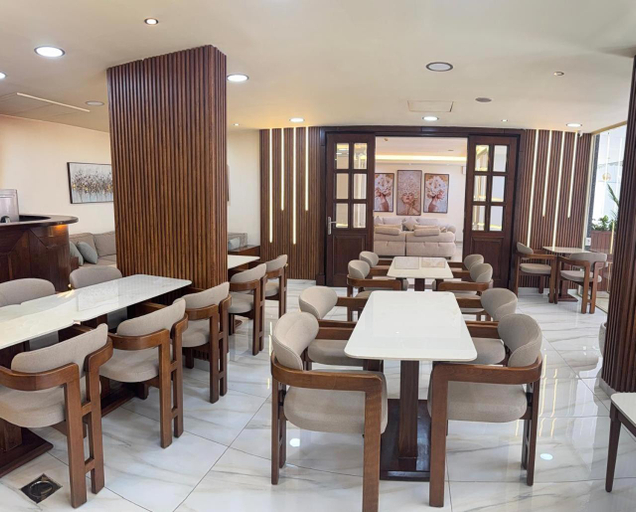 Food & Drinks 5, Elysee Residence, Beirut