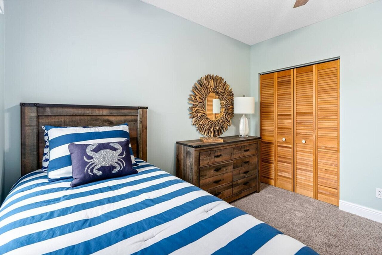 Interior 5, Island Time Oasis Pool Walk to Beach & Balcony, Volusia