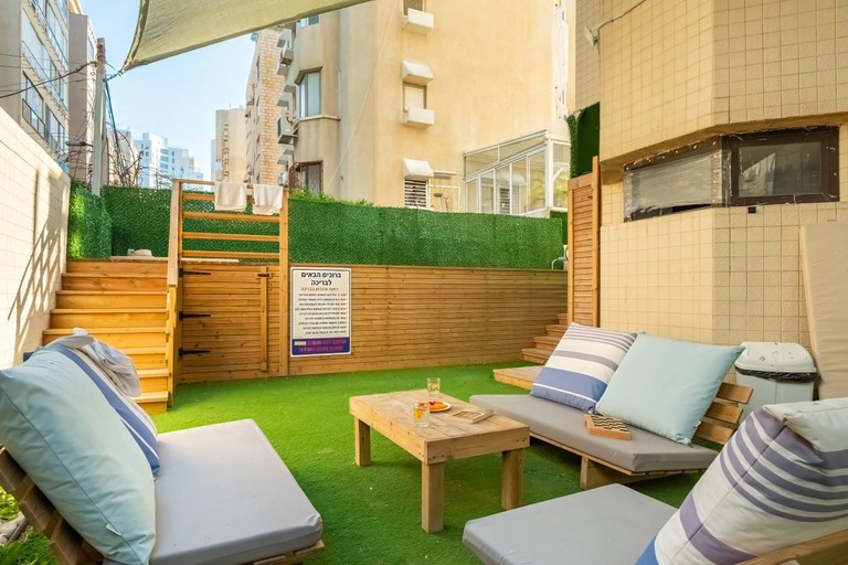 4, Netanya Beach & Pool Comfort Stay