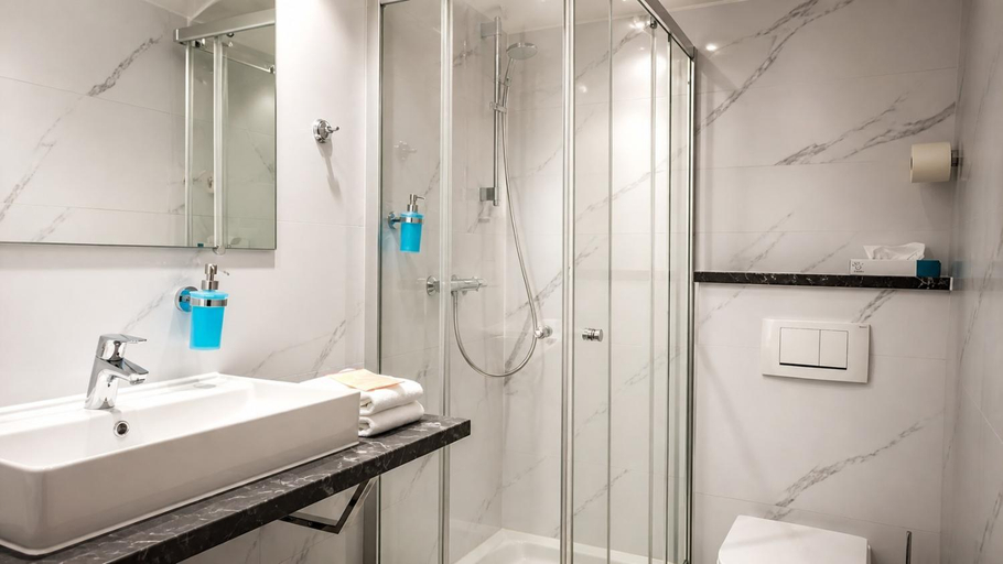 Bathroom 2, Hotel Seewisch, Ludwigslust-Parchim