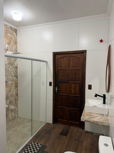 Bathroom 3, Villavera - Caragua Centro, Caraguatatuba