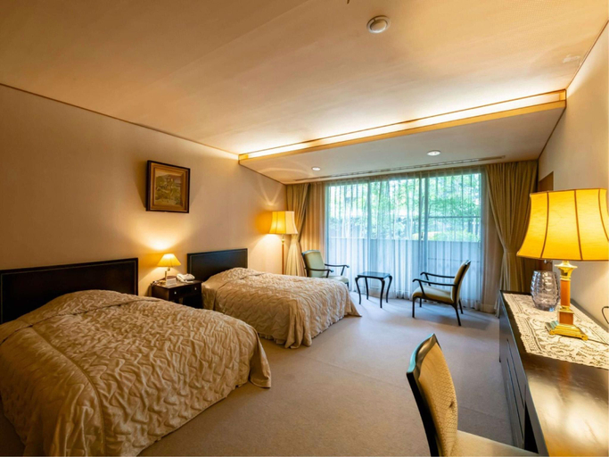Bedroom 3, Tokiwa Hotel, Kōfu