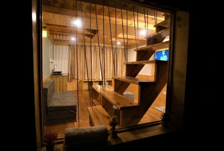 Interior 4, Mountainshack Riverside Stay & Cafe, Kullu