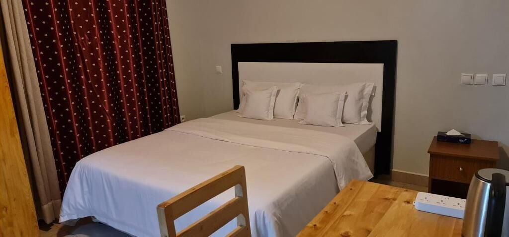 Others 4, Traveller's StaY, Kicukiro