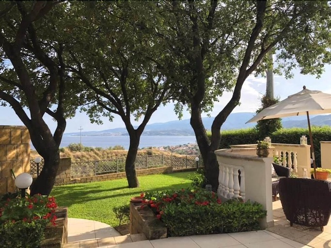Others 4, Residence La Perla, Catanzaro