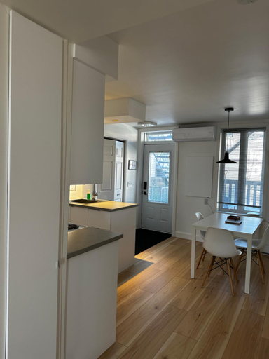 Others 3, L'appartement BOHO avec parking, Communauté-Urbaine-de-Québec