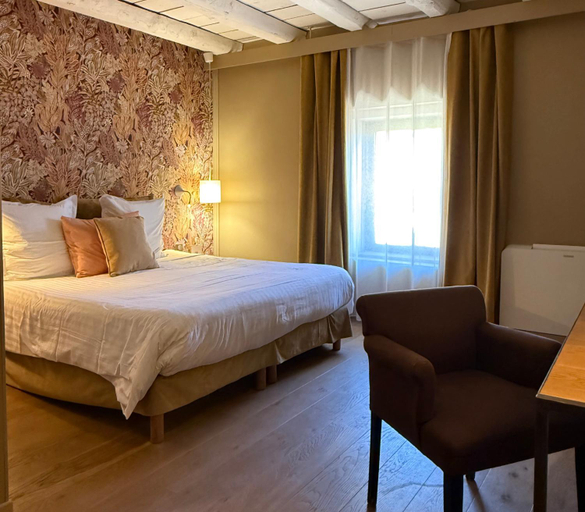 Bedroom 3, Art'Hotel & SPA Le Potin Gourmand, Saône-et-Loire