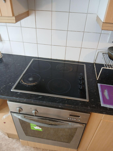 5, Room in a family House, Thurrock