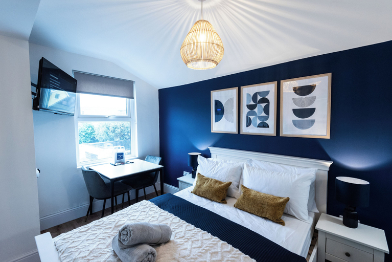 Room 4, Glan Neigr Apart-Hotel By Guestz, Anglesey