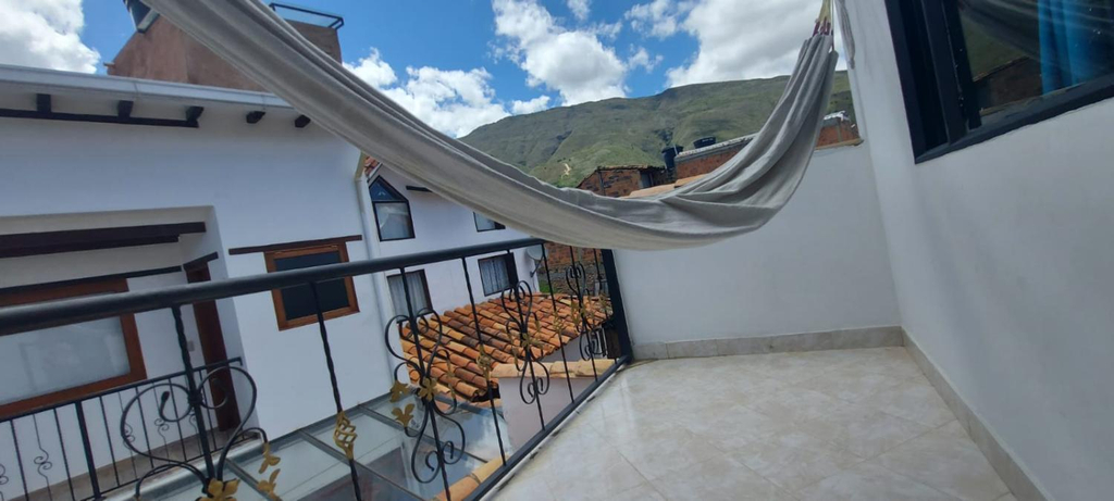 Others 4, Hola! Veci, Villa de Leyva