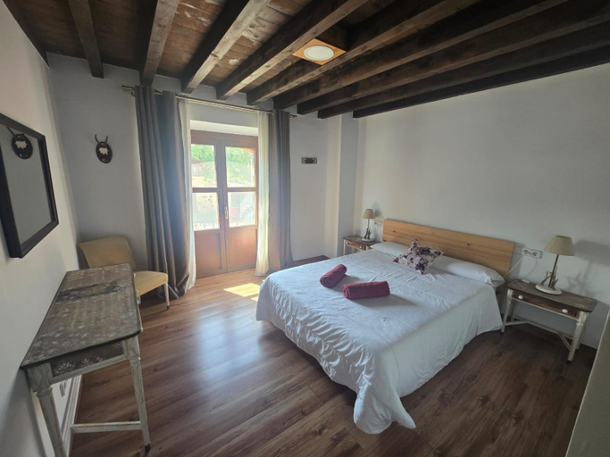 Bedroom 2, La Casona del Rio Abion, Soria