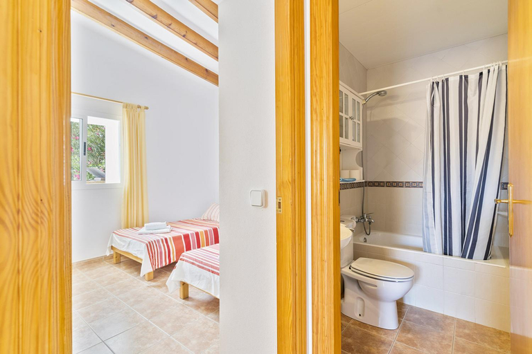 Bathroom 3, Can Juan De S'Hereu, Baleares