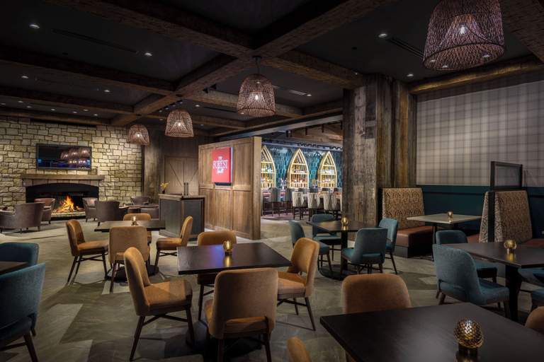 Restaurant 5, Point Place Casino Hotel, Madison
