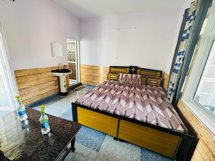 Others 3, Sharma Home stay, Mandi