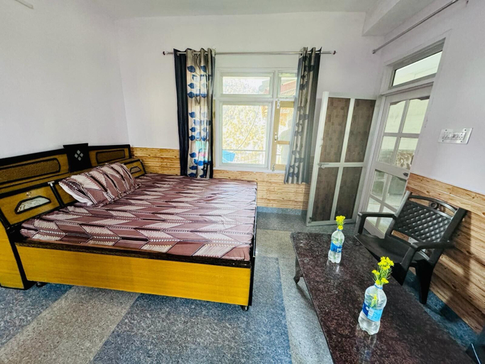 Others 4, Sharma Home stay, Mandi