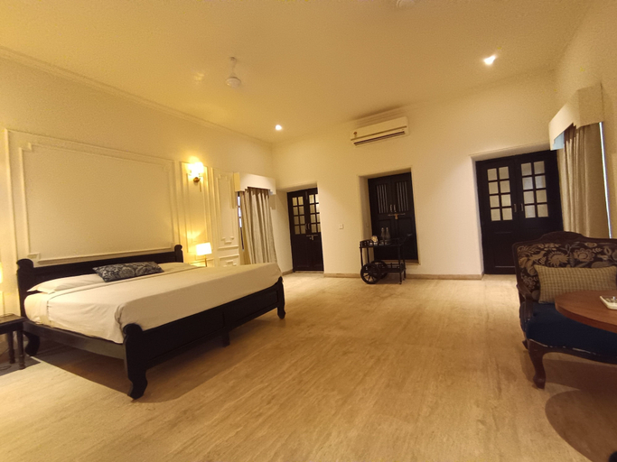 Bedroom 3, Balaram Palace Resort, Banas Kantha