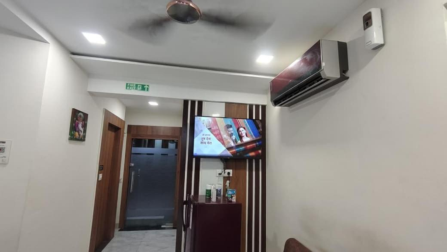 Others 5, HOTEL EARTH INN, Subhash Bridge, RTO Circle, Ahmedabad, Ahmadabad