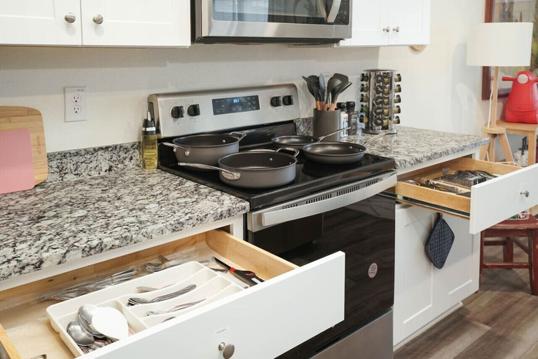 Interior 3, Rare Find Sleeps 13 Family Fun, Bexar