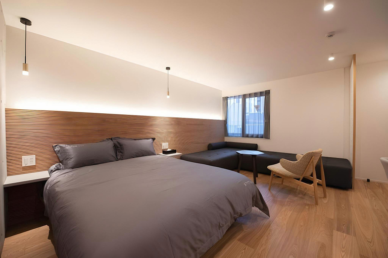 Bedroom 3, Spatiumginza Pony, Chūō