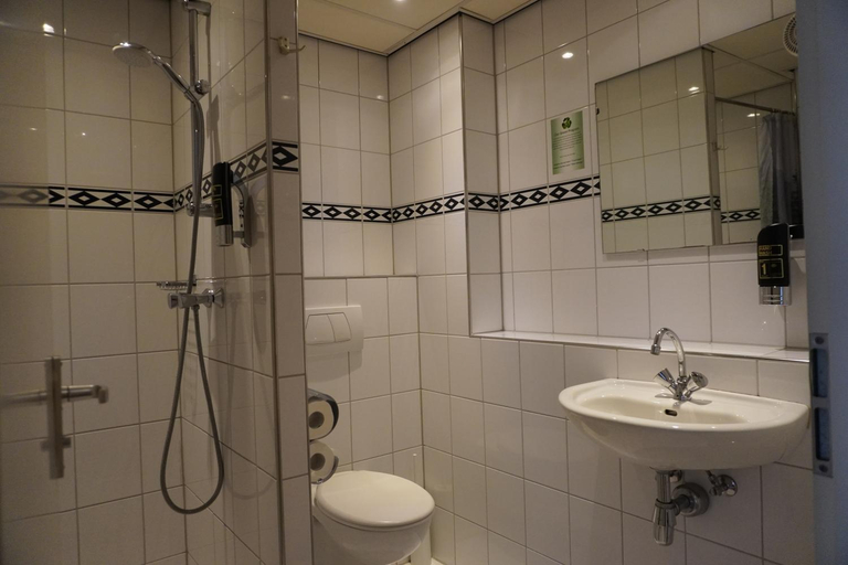 Bathroom 5, Westlake Hotels Amsterdam, Amsterdam