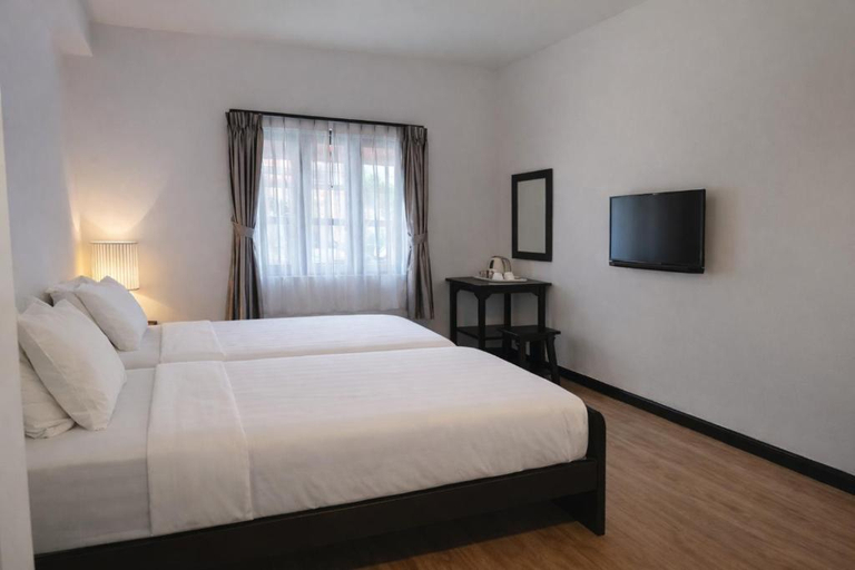 Bedroom 3, Heeren By The River Hotel, Malacca City