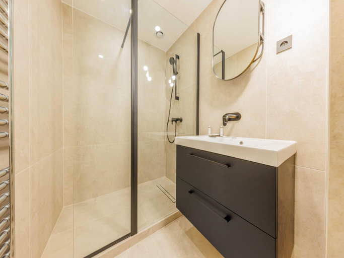 Bathroom 4, Elegant apartment - 2BR 6P - Sentier, Paris