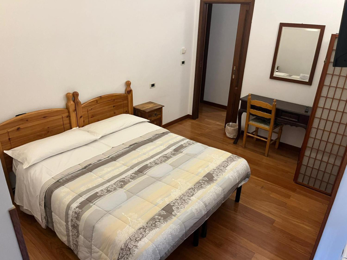 Bedroom 2, B&B La Vela 2, Rieti