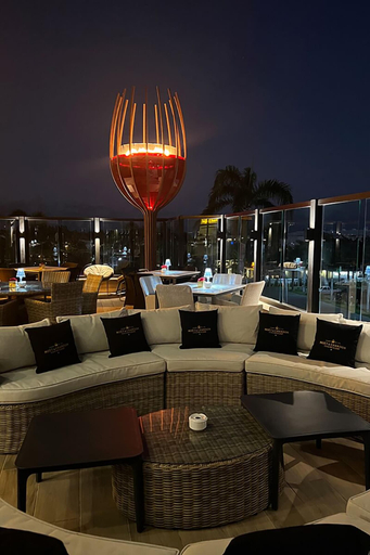 Food & Drinks 5, Hotel Neon, Salvaleon de Higuey