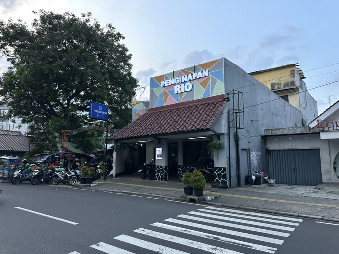 Exterior & Views 2, Penginapan Rio Jakarta, East Jakarta