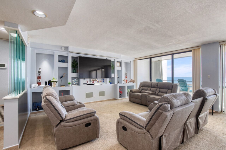 Primary image, Aliki Atrium Beachfront Condo, Volusia