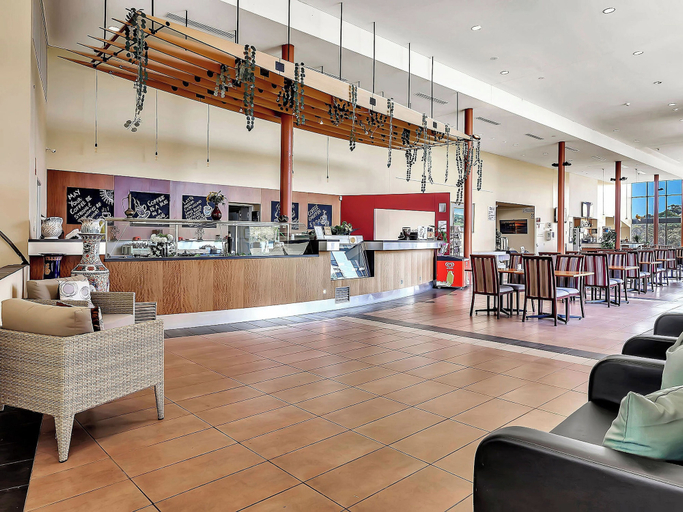 Food & Drinks 5, BreakFree Wirrina Cove, Yankalilla