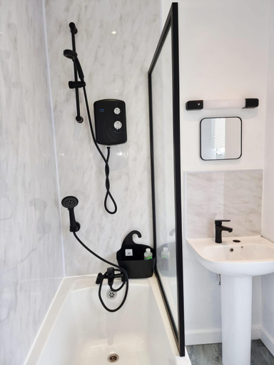 Bathroom 3, Luxury Holiday Apartments, Torbay