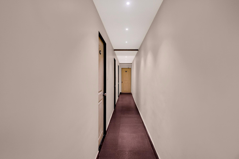 Lobby 5, Via Shera Residency, Mumbai Suburban
