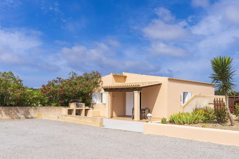 Exterior view 2, Can Juan De S'Hereu, Baleares