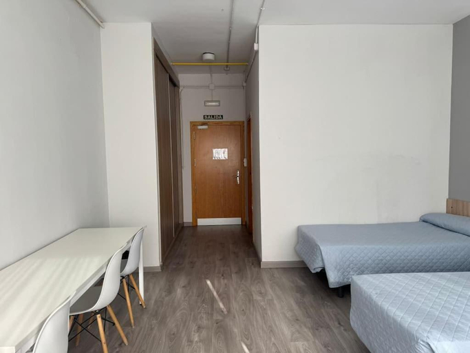 Bedroom 3, Residencia Albergue Jaca, Huesca