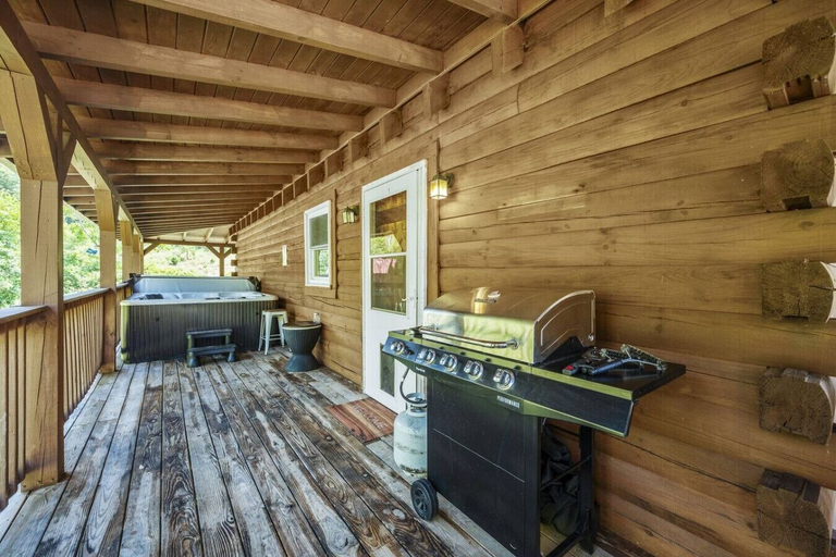 Interior 3, Hot Tub, Wifi, Firepit - Hazelbrook Haven, Morgan