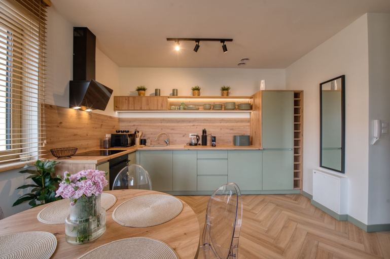 Private kitchen 2, Łebska Osada by Q4 Apartments, Lębork