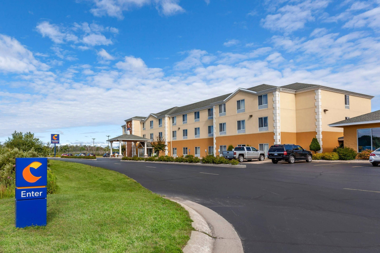 Exterior & Views 2, Comfort Suites Escanaba West, Delta